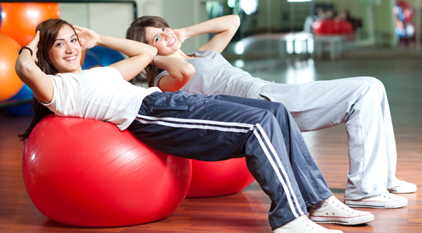 推薦！女人產后瘦腰小動作-寶寶俱樂部