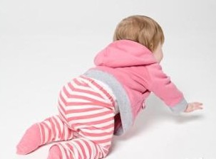 爬行訓練營 讓寶寶越爬越起勁-寶寶俱樂部