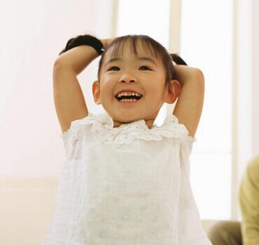 怎樣培養孩子活潑開朗的性格-寶寶俱樂部