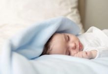 寶寶晚上開燈睡覺到底好不好？-寶寶俱樂部